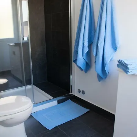Pine Tree Apartman Cascais